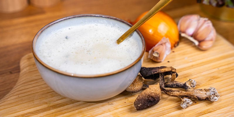 Soupe Aux Champignons Et Au Cannabis